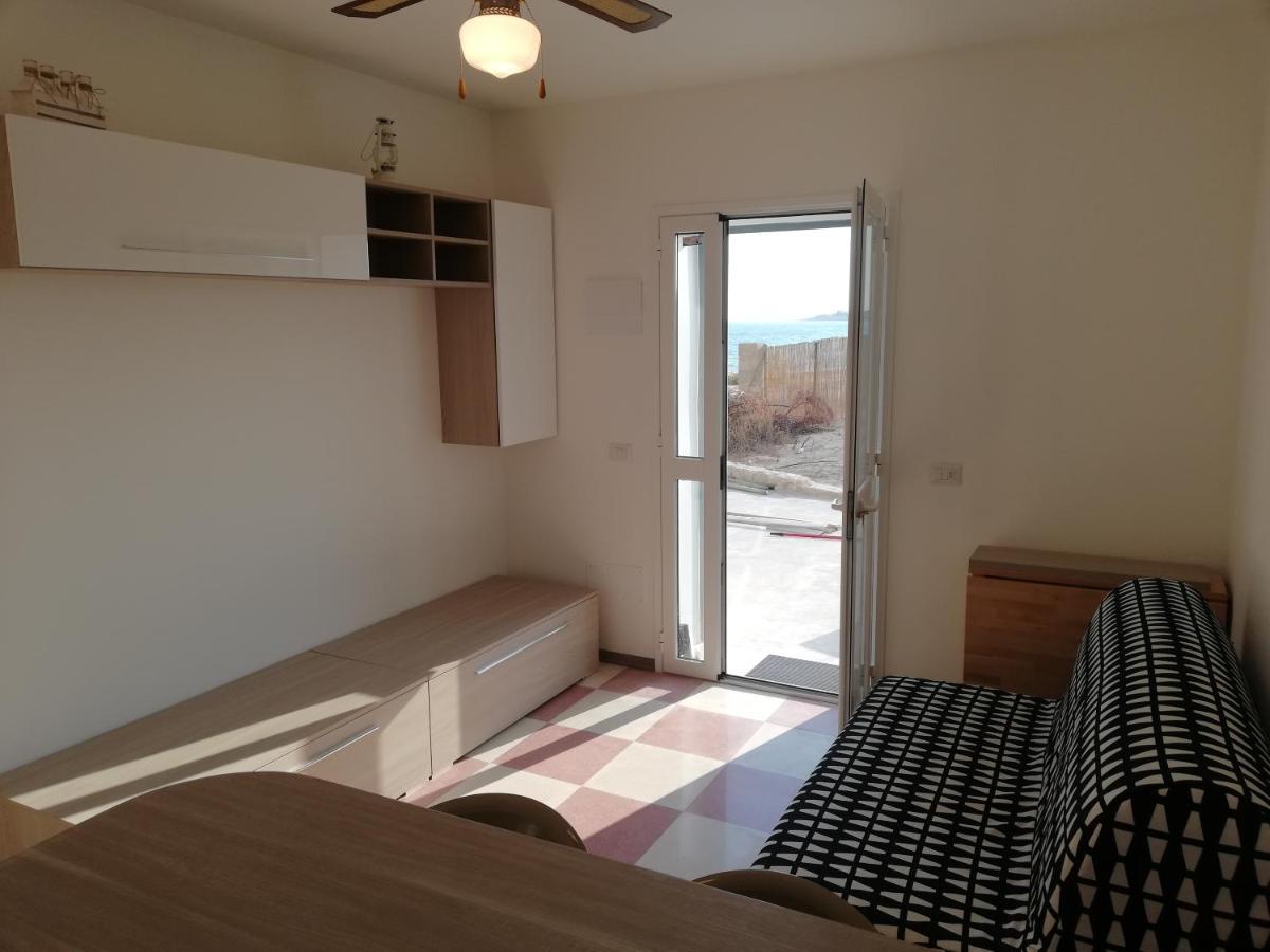 New Rooms On The Beach ปอซซัลโล ภายนอก รูปภาพ