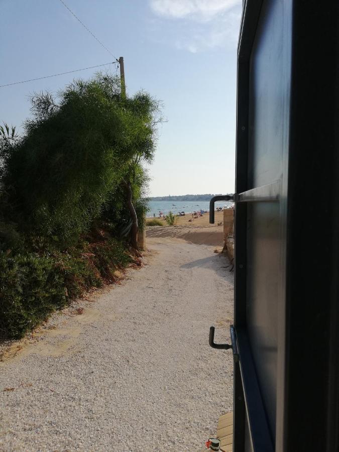 New Rooms On The Beach ปอซซัลโล ภายนอก รูปภาพ