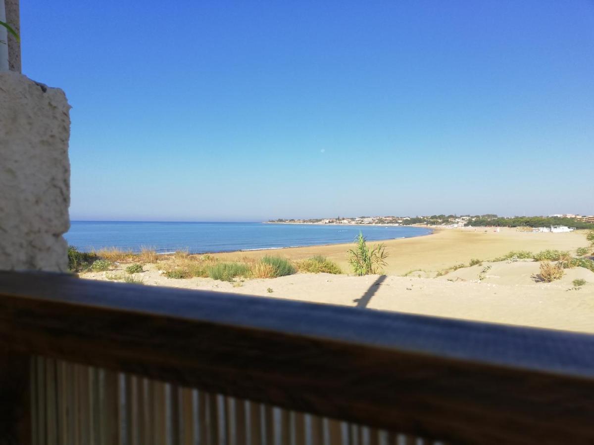 New Rooms On The Beach ปอซซัลโล ภายนอก รูปภาพ