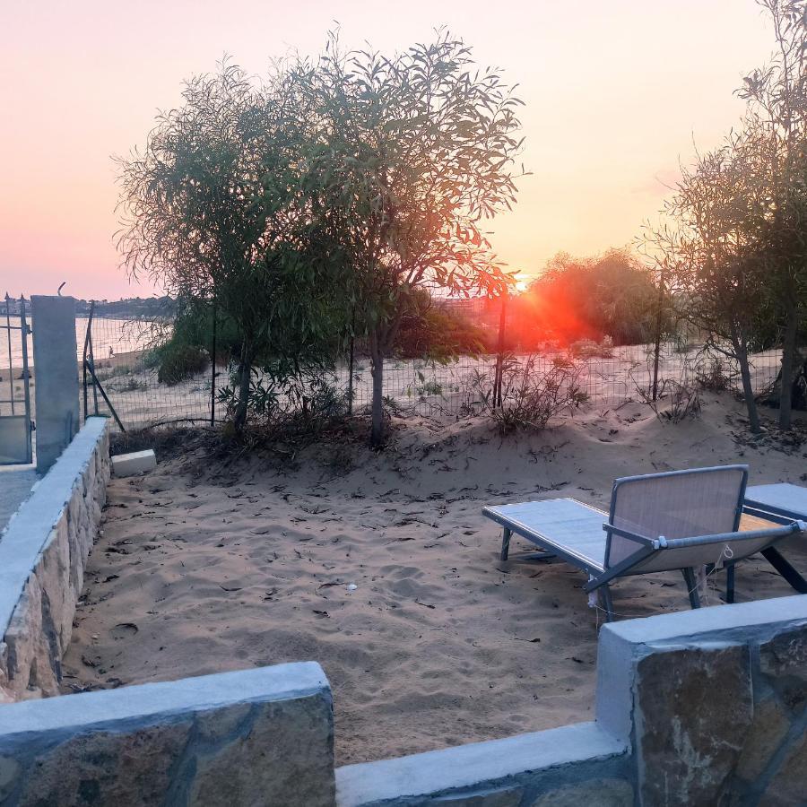 New Rooms On The Beach ปอซซัลโล ภายนอก รูปภาพ